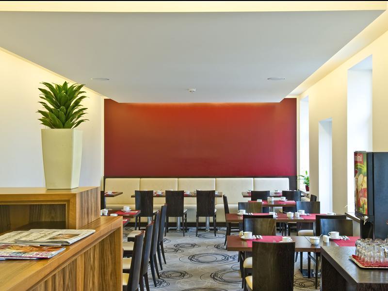 Ibis Styles Dresden Neustadt Exterior photo