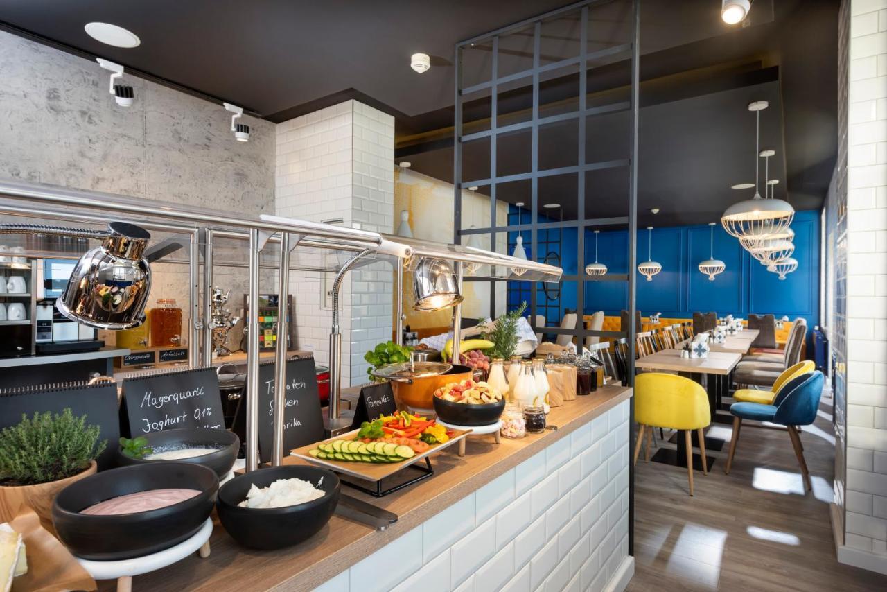 Ibis Styles Dresden Neustadt Restaurant photo